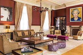 St. Pancras, London, Autograph Collection