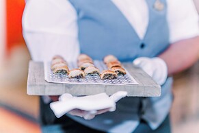 St. Pancras, London, Autograph Collection