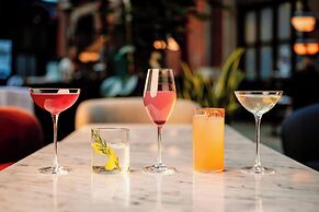 St. Pancras, London, Autograph Collection