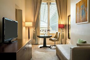 St. Pancras, London, Autograph Collection