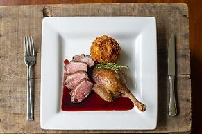 Swift House Inn