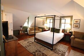 Swift House Inn