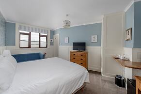 Exmoor House - Guest House