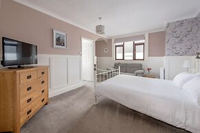 Exmoor House - Guest House