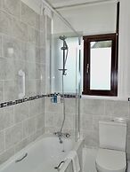 Exmoor House - Guest House