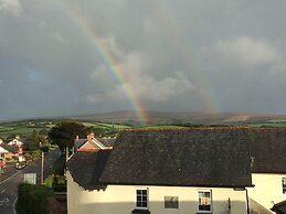 Exmoor House - Guest House