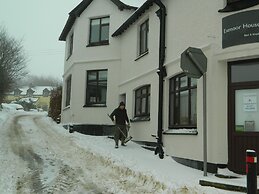 Exmoor House - Guest House