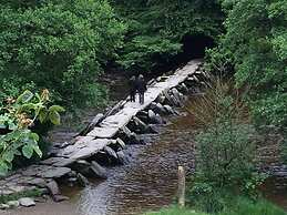 Exmoor House - Guest House
