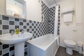 Exmoor House - Guest House