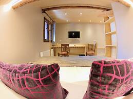 Le Soly Hotel