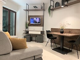 Villa Fani - Apartments and Rooms