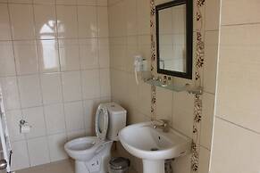 Valleypark Hotel - Hostel