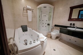 Grand Victoria Boutique Hotel