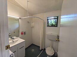 Judges Pool Motel