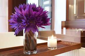 Hansar Bangkok Hotel