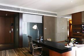 Hansar Bangkok Hotel