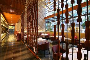 Hansar Bangkok Hotel