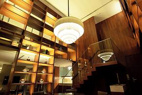 Hansar Bangkok Hotel