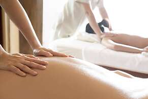 Hansar Bangkok Hotel