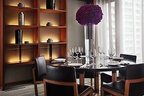 Hansar Bangkok Hotel