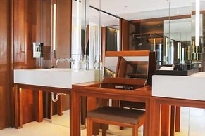 Hansar Bangkok Hotel