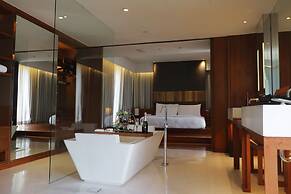 Hansar Bangkok Hotel