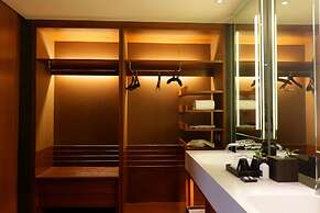 Hansar Bangkok Hotel