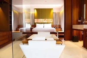 Hansar Bangkok Hotel
