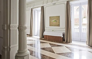 NH Collection Palacio de Tepa