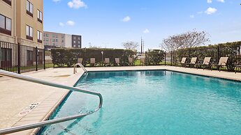 Best Western Plus Austin Airport Inn & Suites