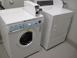 Best Western Plus Austin Airport Inn & Suites