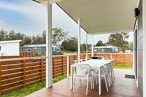 Seahorse Inn Hotel & Villas