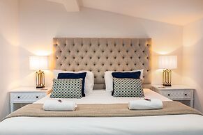 Seahorse Inn Hotel & Villas