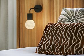 Seahorse Inn Hotel & Villas