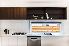 Seahorse Inn Hotel & Villas