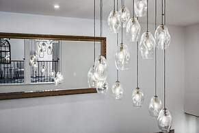 Seahorse Inn Hotel & Villas