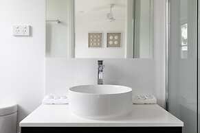 Seahorse Inn Hotel & Villas