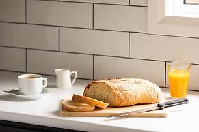 Seahorse Inn Hotel & Villas