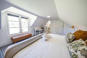 Seahorse Inn Hotel & Villas