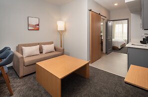 DoubleTree by Hilton Houston Westchase