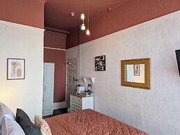 The Chesterfield Guest House