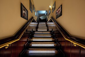 Grand Millennium Al Wahda