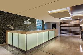 Grand Millennium Al Wahda