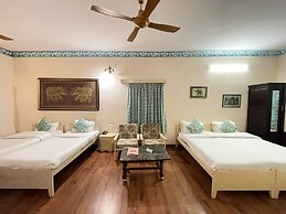 Suryaa Villa - A City Centre Hotel