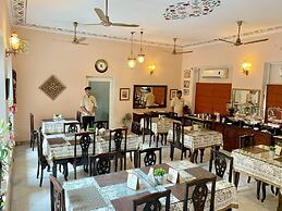 Suryaa Villa - A City Centre Hotel