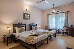 Suryaa Villa - A City Centre Hotel