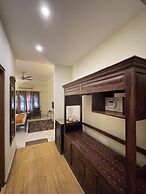 Suryaa Villa - A City Centre Hotel