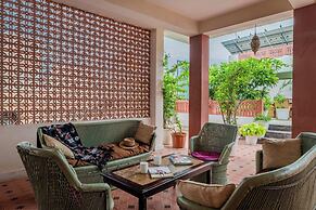 Suryaa Villa - A City Centre Hotel
