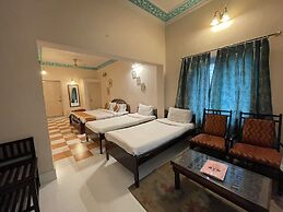 Suryaa Villa - A City Centre Hotel