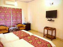 Suryaa Villa - A City Centre Hotel